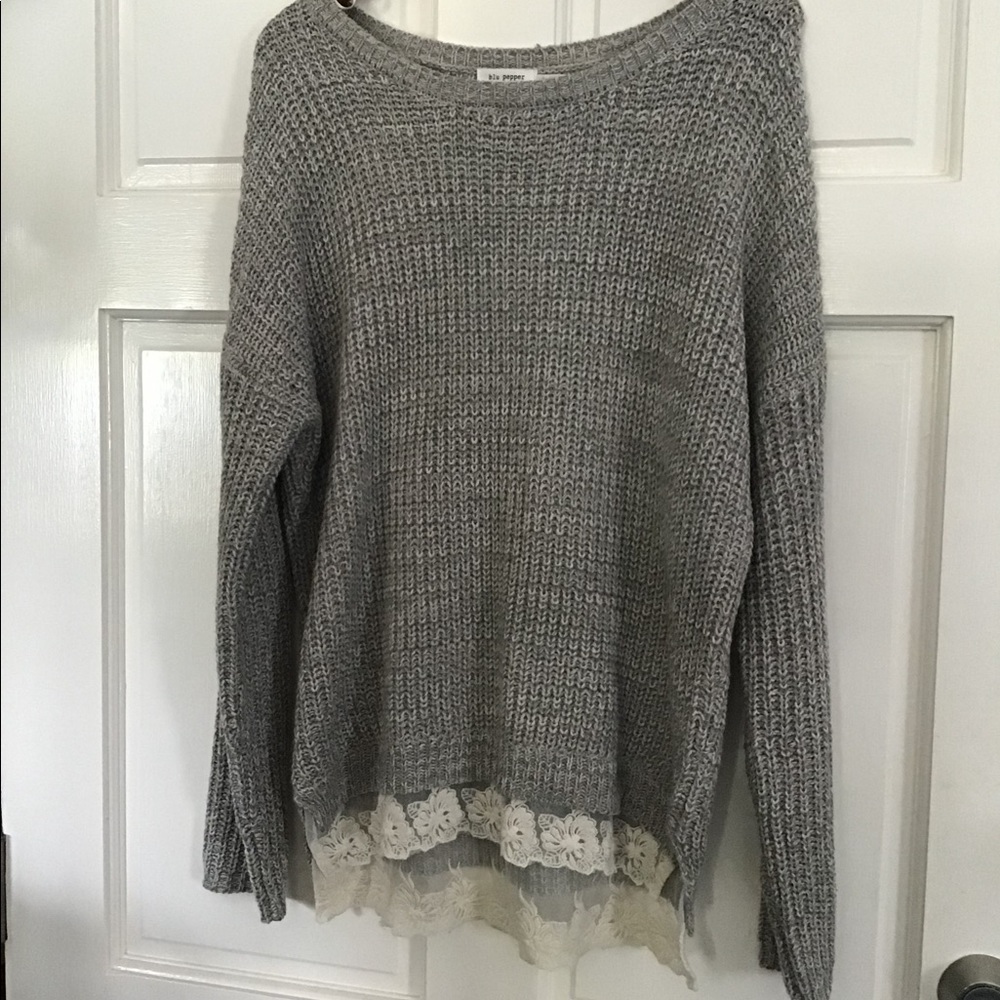 Blu pepper sweater